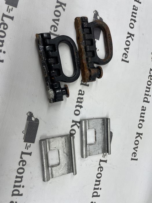 Кріплення товару в будці, кузові Renault Master 3