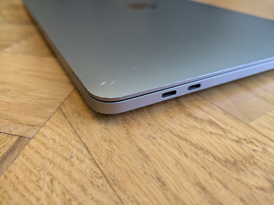 MacBook Pro  2020 (а2251), 13", і5, 16/512 ГБ.