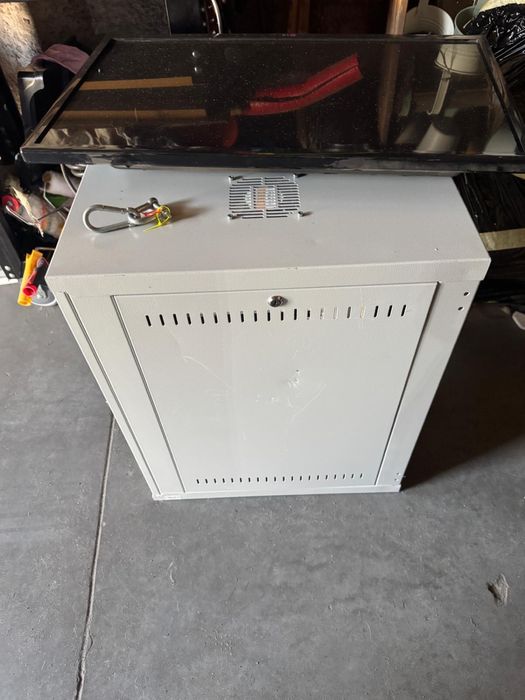 Sprzedam Szafe RACK 19cali