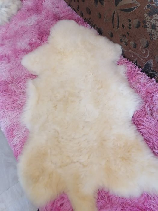 Маленькі шкірки під ноги чи в авто