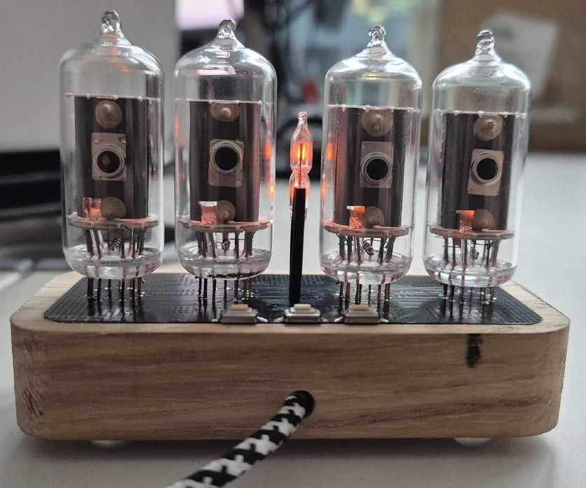 Zegarek Nixie Clock lampy Z5730M Arduino USB ATMega328PB