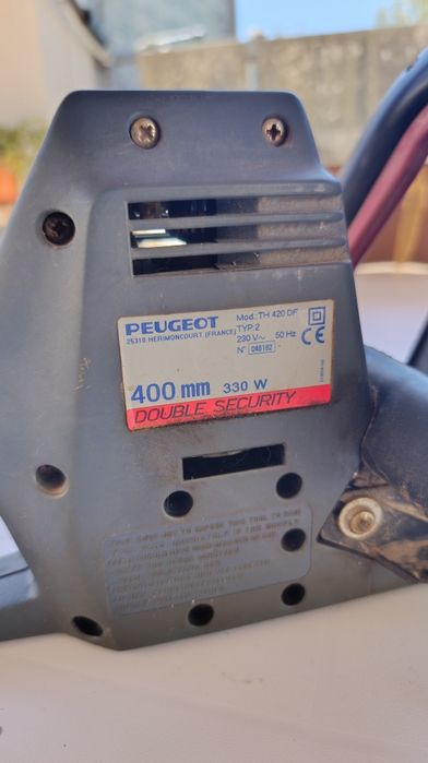 Corta-sebes Peugeot elétrica 400 mm/300W