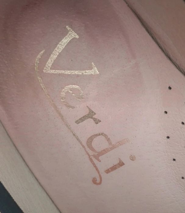 Damskie półbuty w kolorowy,kwiatowy wzór, Verdi, r.39