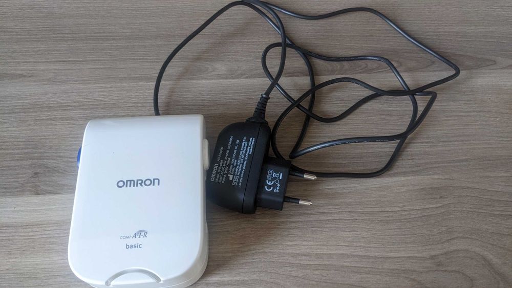 Inhalator Omron  c 803