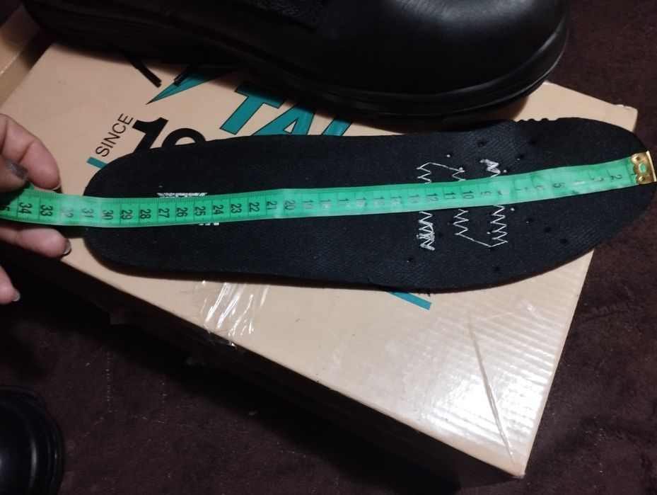 Продам нові  ботінки чоловічі ,47 розмір