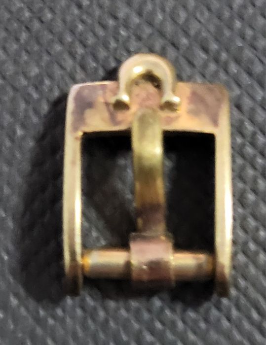 Fivela Omega 8mm em Plaquê Ouro