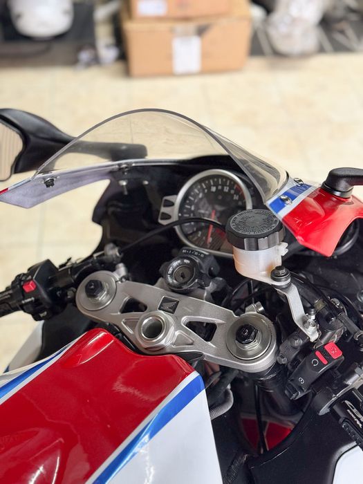 Honda CBR1000RR 2008