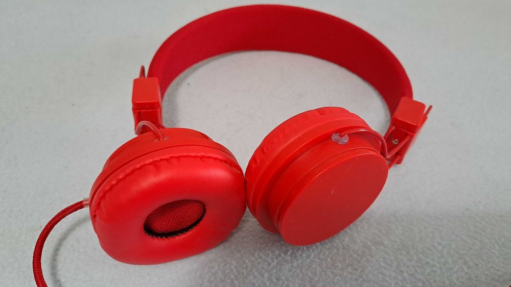 Auscultadores. Novos.