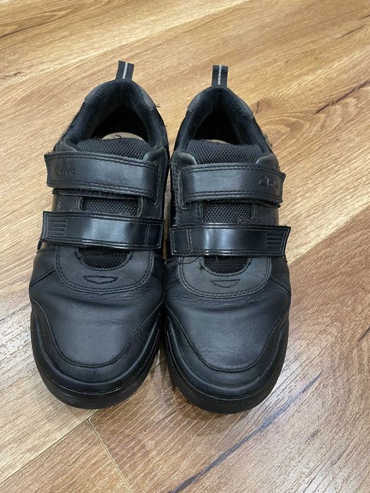 Кросівки туфлі Clarks