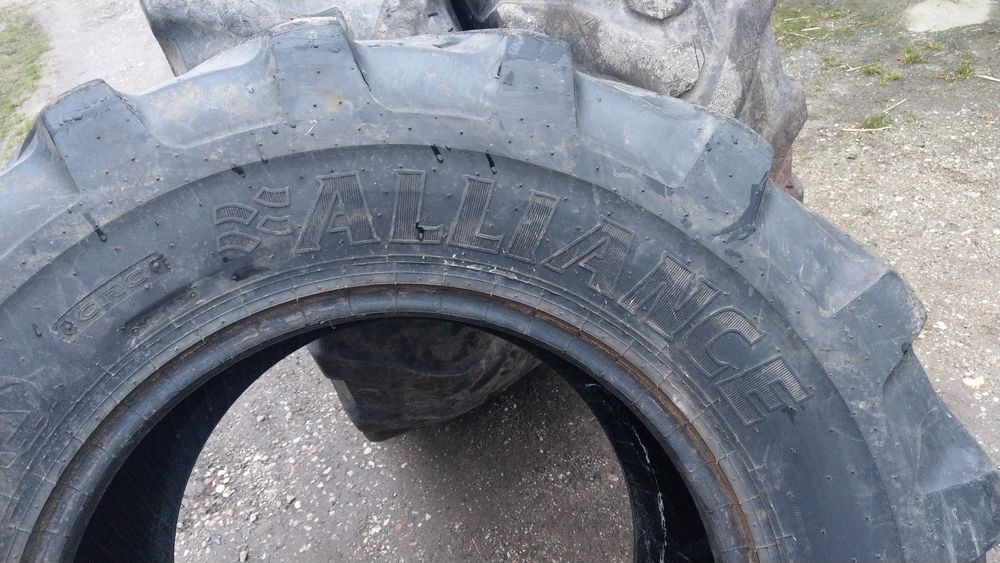 Opony 460/70R24 12PR NHS 17,5LR24 Claas ładowarka Manitou JCB Merlo