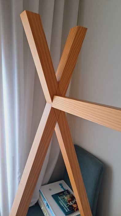 Cama Tipi em madeira