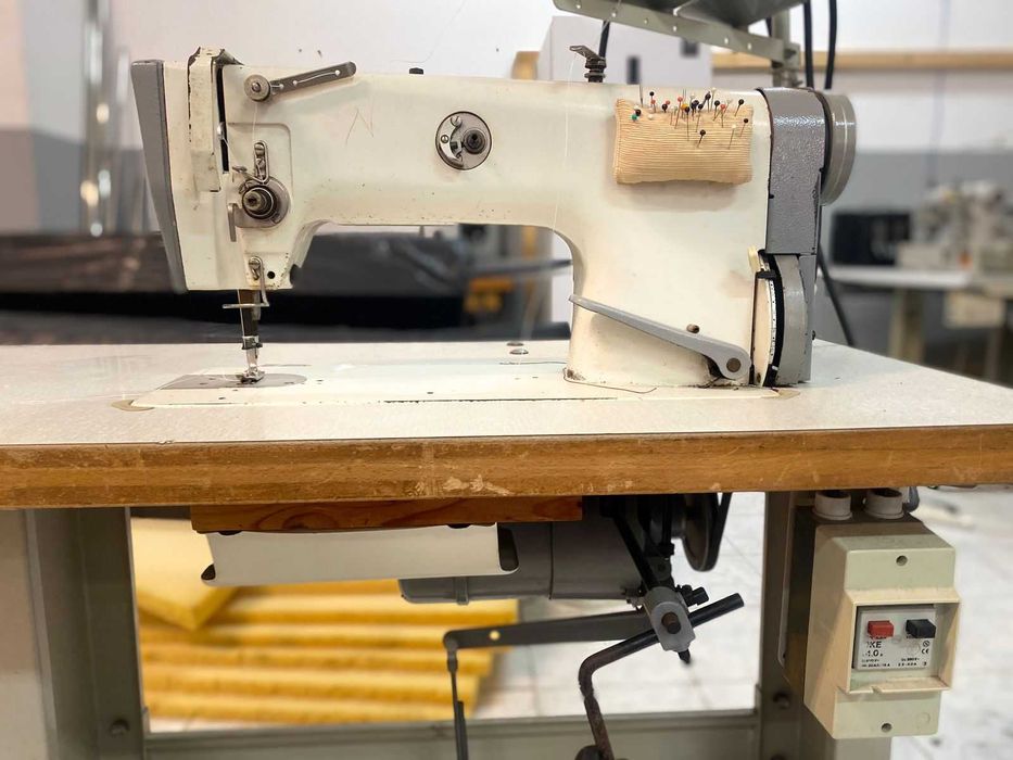 Máquina de Costura Industrial