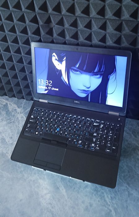 Ігровий Ноутбук DELL / AMD R7 M379 / i7-6820HQ / DDR4 8GB / SSD 256 m2