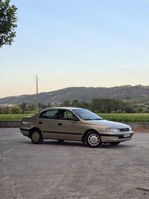 Toyota Carina E 1.6i