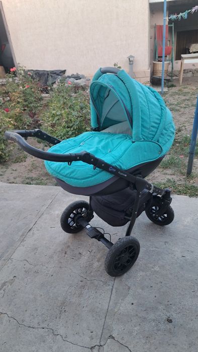 Коляска 2 в 1. Люлька и прогулочная