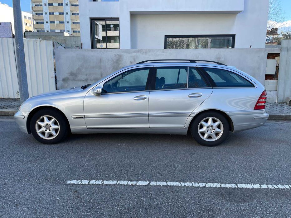 Mercedes Benz C220 CDI Automática