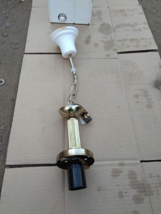 Світильник,люстра