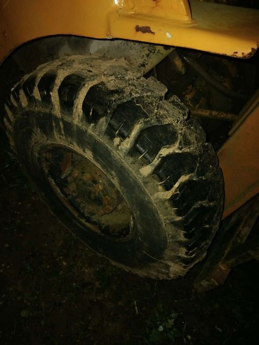 Vendo empilhador Toyota fd15 a gaz