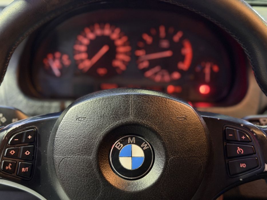 BMW X5e53 рестайлінг