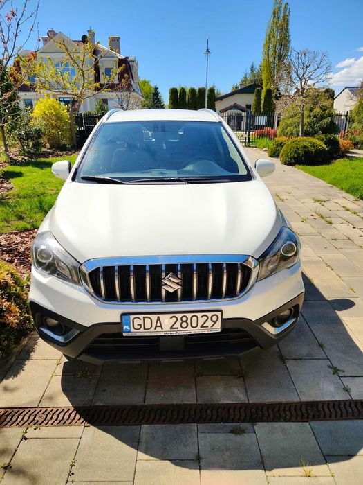 Suzuki SX4 Suzuki SX4 S-Cross 1.0
