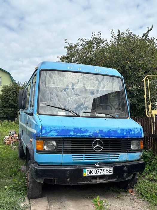 Mersedes-benz 609