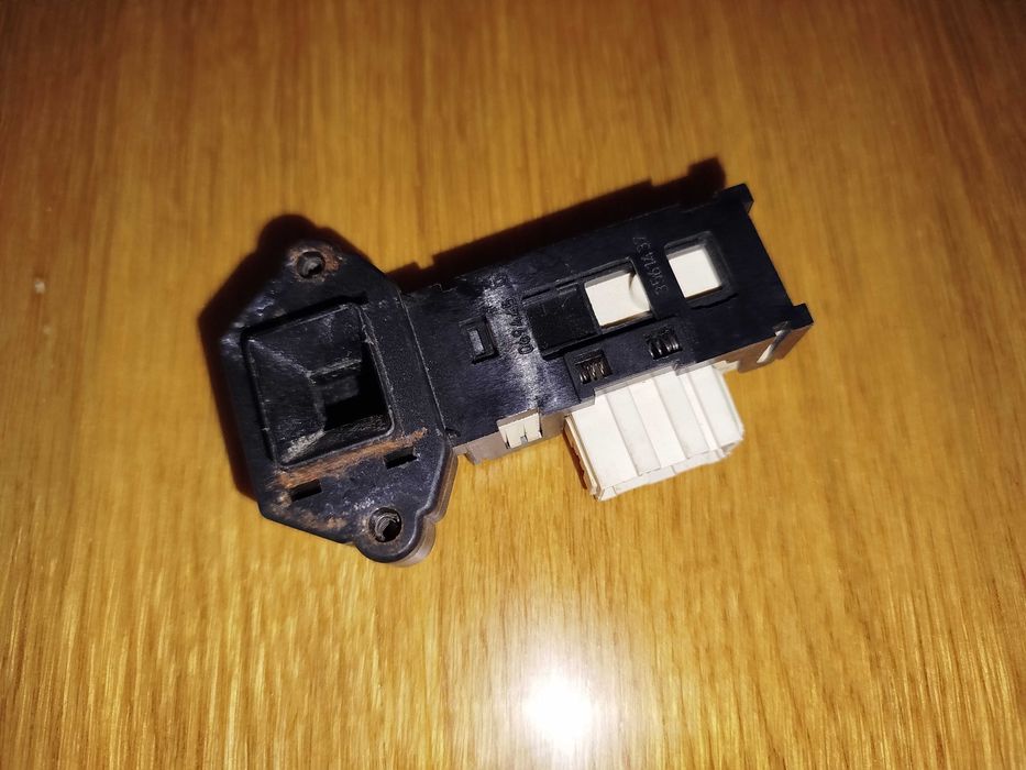 Замок дверки люка Samsung S821 Original mod.3494237
