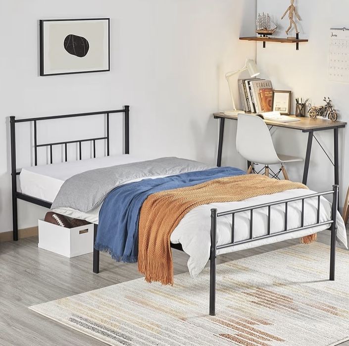 Cama de Ferro com Colchão