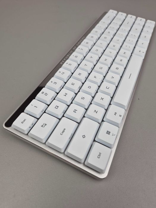 Bezprzewodowa Klawiatura ROG Falchion RX Low Profil