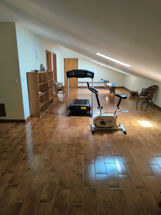 Quintinha com 2 casas, piscina e 3.000m² – mais de 40 árvores de fruto | ideal para viver ou investir (AL/Airbnb)