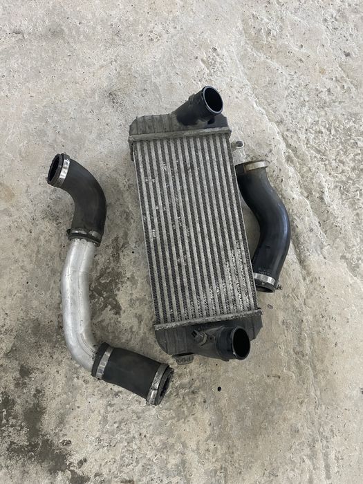 Радиатор интеркуллера Hyundai santa fe 3 2.2 интеркулер