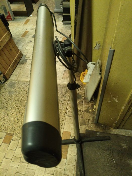 Обогреватель UFO 2300 вт с подставкой б у