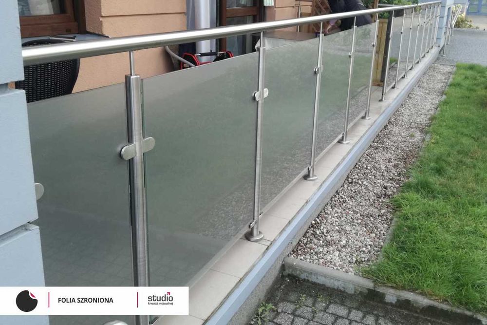 Folia mleczna, szroniona, przeciwsłoneczna na okna, witryny