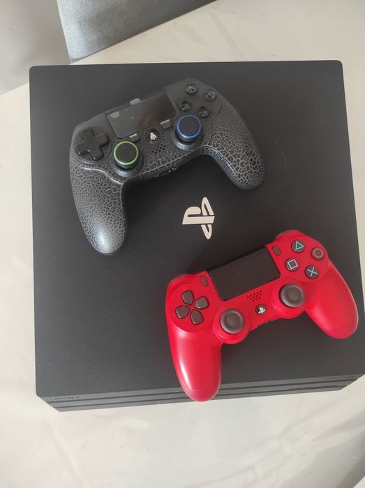 PlayStation 4 Pro 1Tb desbloqueada