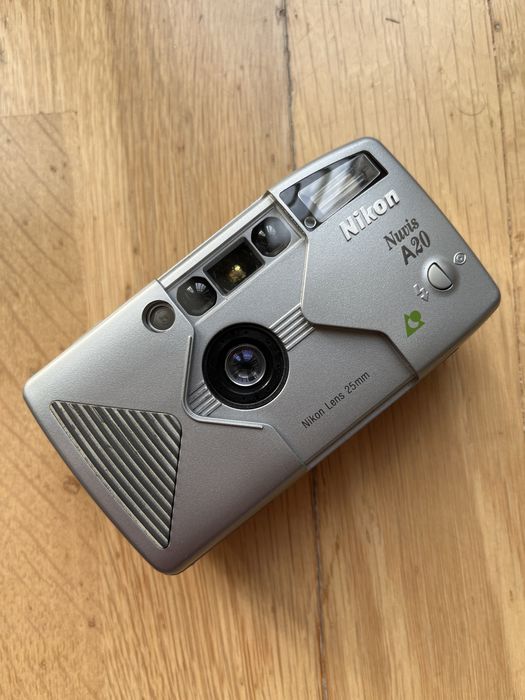 Câmaras de Rolo APS (Nikon)