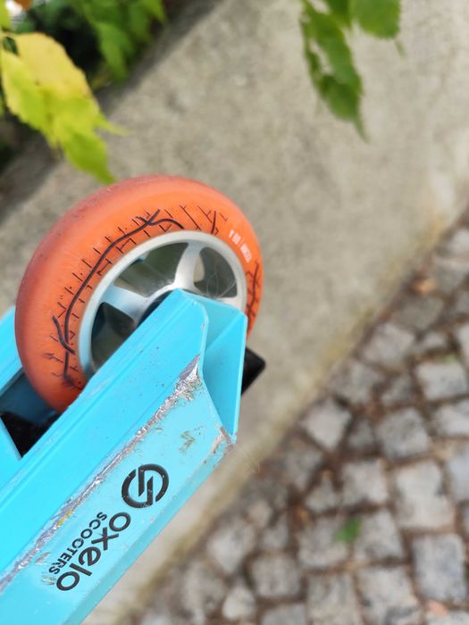 Trotinete Freestyle Oxelo MF 1.8 (Decathlon) - Azul/Laranja