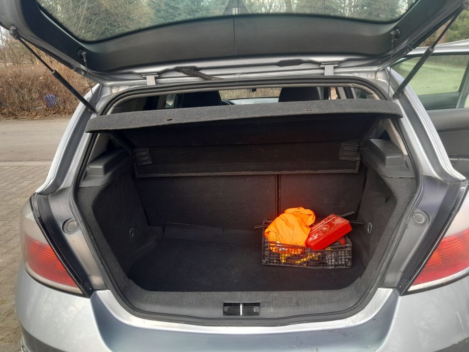 Sprzedam sword samochod