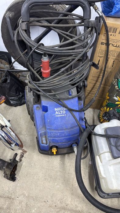 Обладнання для автомийки