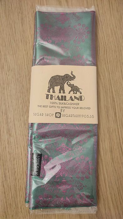 Lenço de Seda e Caxemira