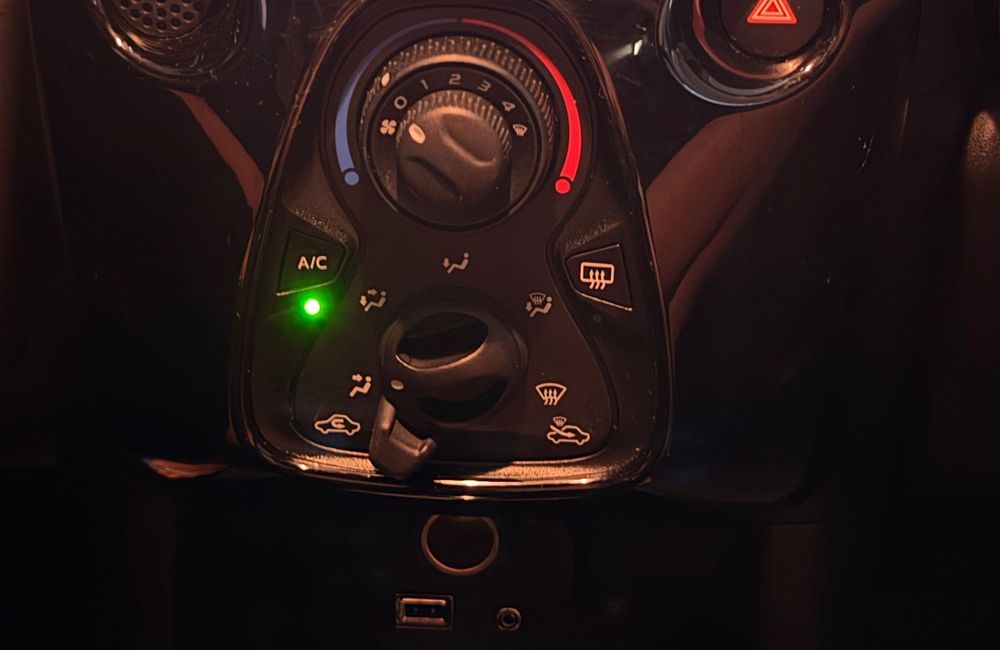 Citroën C1 1.2 VTi Shine Airscape Semi-Automático | 2018 | 120.000 km