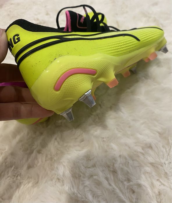 Chuteiras Puma Ultra 1.3 / SG (Soft Ground)