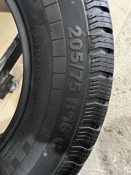 205/75R16C Continental VancoFourSeason 2 Нові