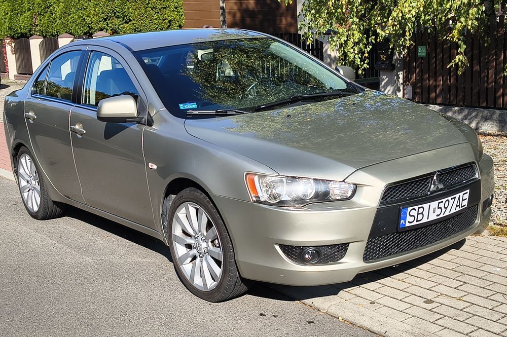 Mitsubishi Lancer