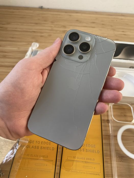 IPhone 15 pro tytan naturalny (CZYTAJ OPIS!)