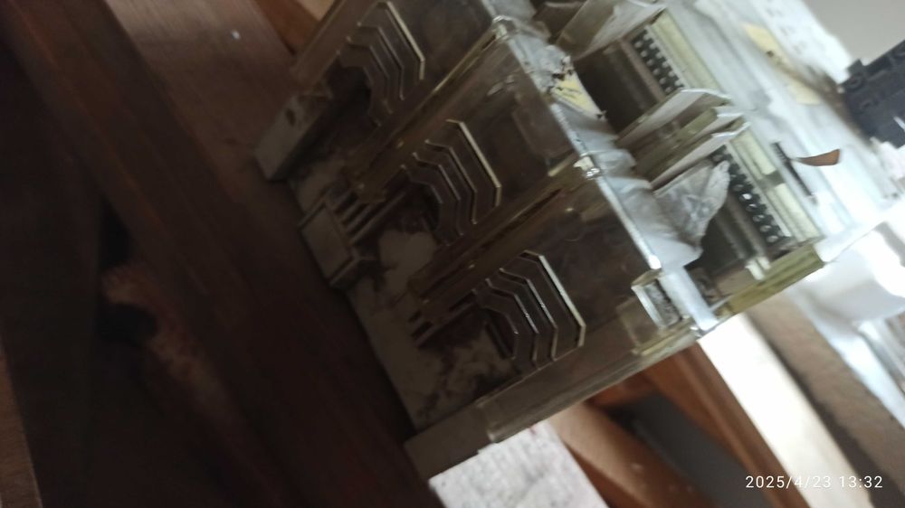 Włącznik bezpiecznikowy klockner moeller  ZM9-315