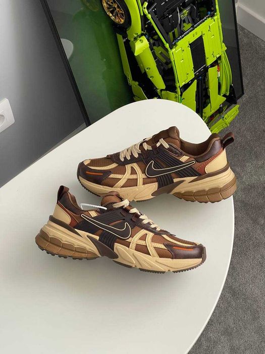 Кросівки Nike V2K Runtekk Lt British Tan premium