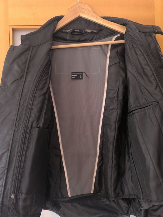 Casaco de mota Bering Tamanho L – Com proteções e forro removível