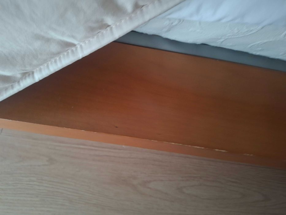 Cama de casal para colchão de 1'50
