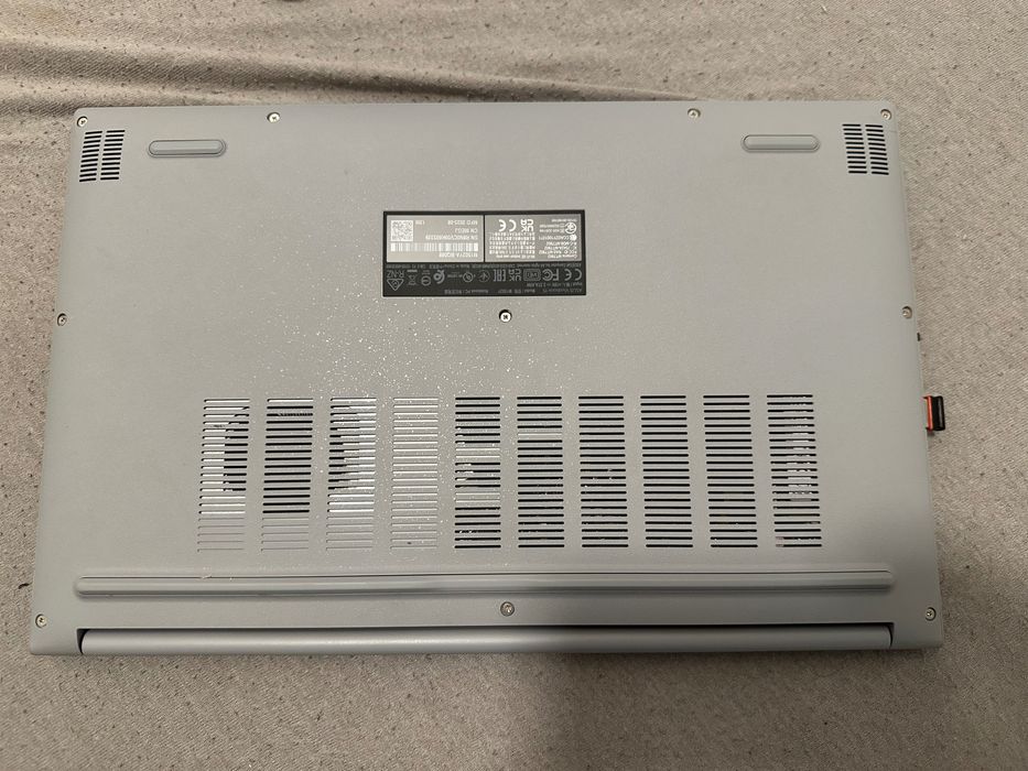 Laptop ASUS Vivobook 15 M1502 M1502YA-BQ088 Cool Silver