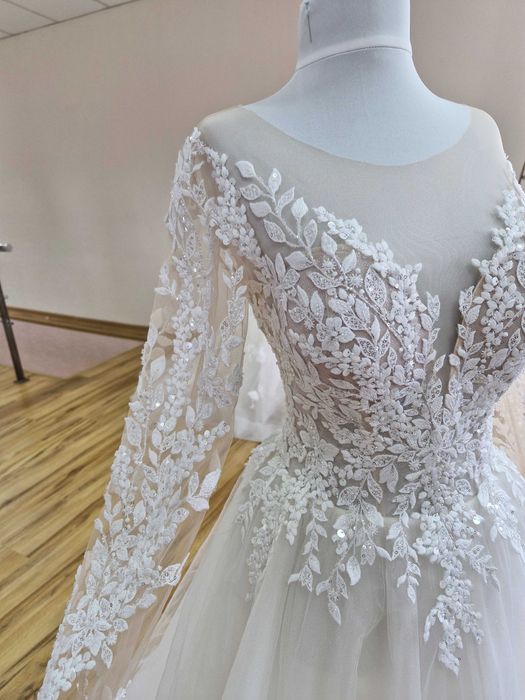 Suknia Ślubna Nowa R38 kolekcja 2024 Szycie na miarę