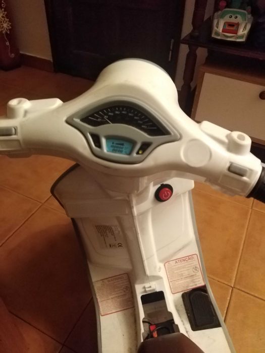 mota a bateria para crianças